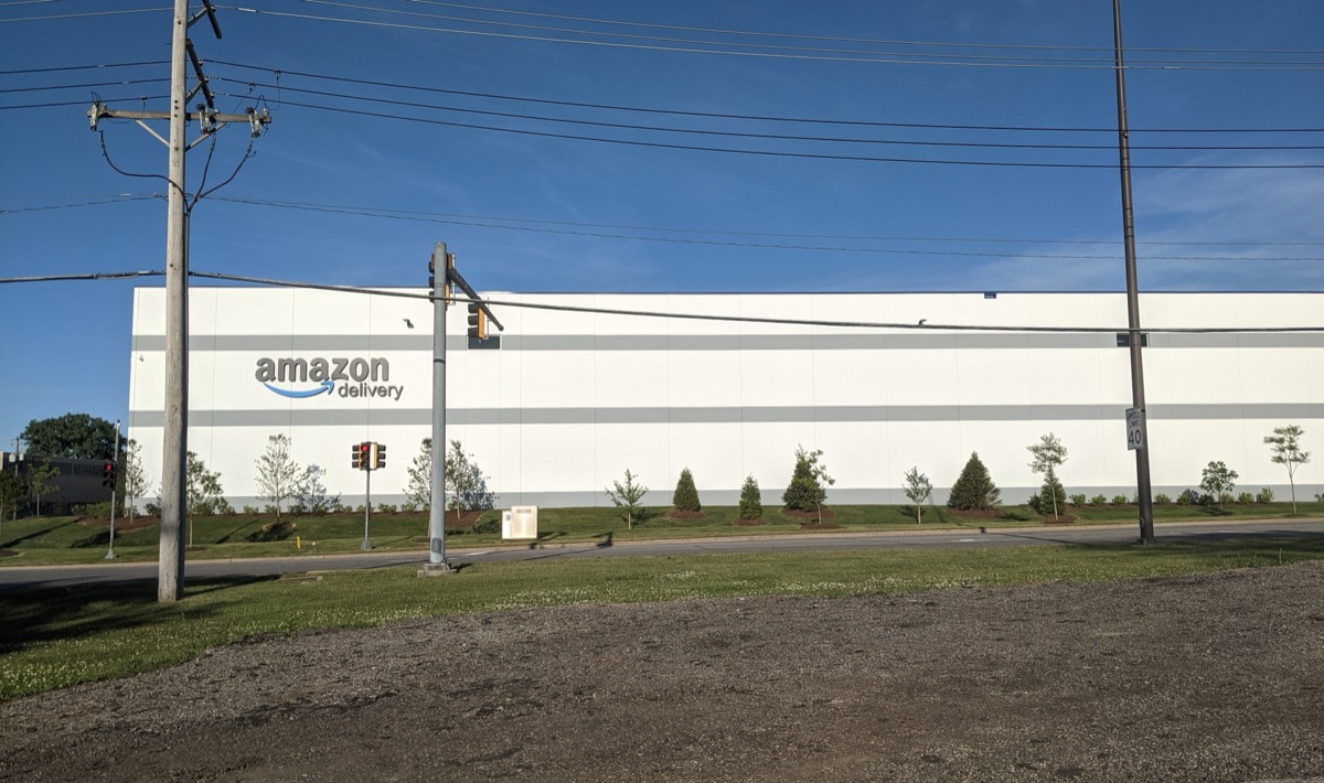 Figure 2.1: An Amazon delivery station seen from the road